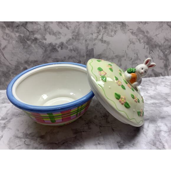 Fannie Mae Candy Dish with Bunny on Lid - Preowned, Excellent Conditions - Picture 3 of 6